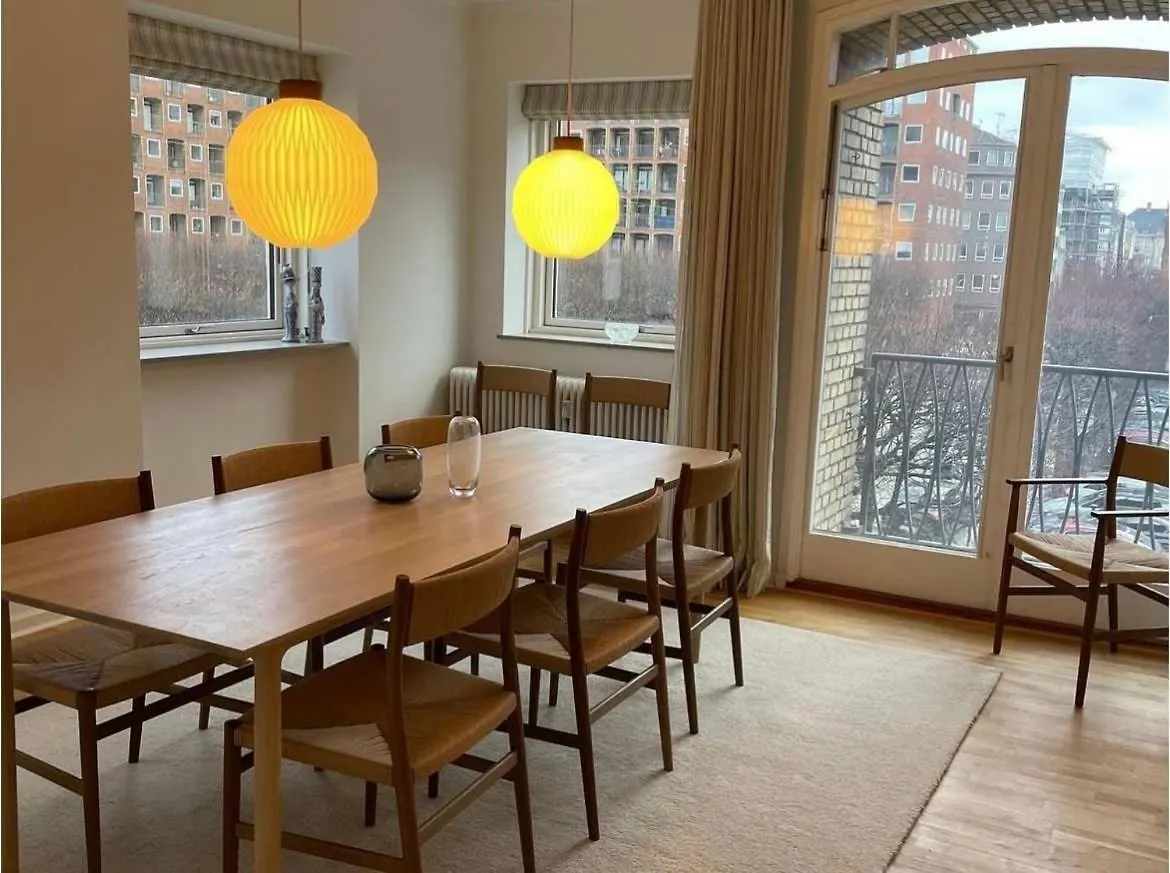 Copenhagen Prestige - Near Amalienborg Apartment